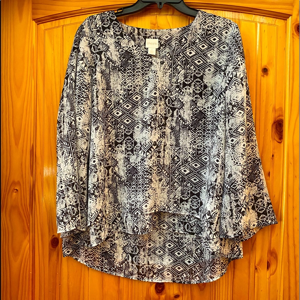 Chicos Size 1 Black/Cream Aztec Blouse